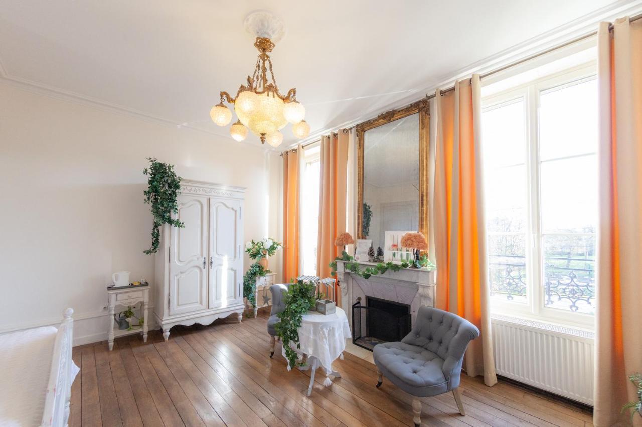 Le Jardin Des Lys Bed and Breakfast Gemmelaincourt Exterior foto